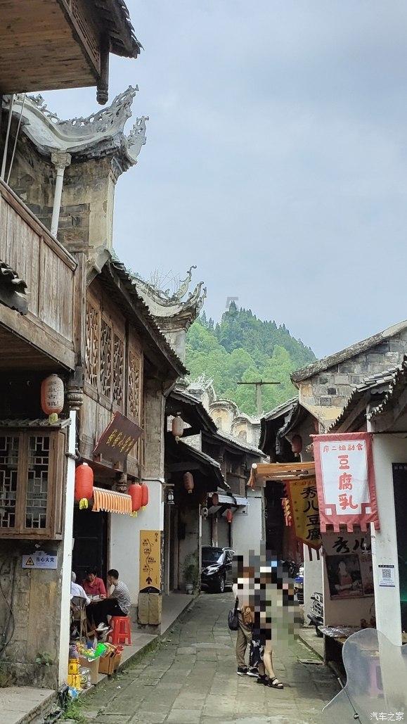 夏季纽扣裙